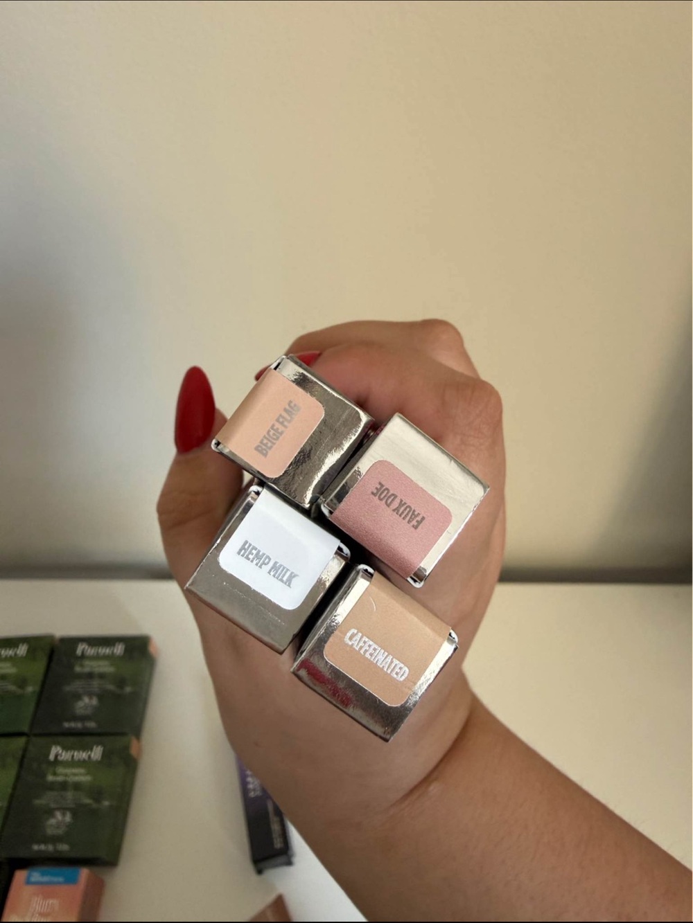 Makeup bundle - Picture 2 of 4